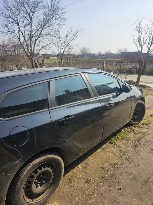 Opel astra J 2013