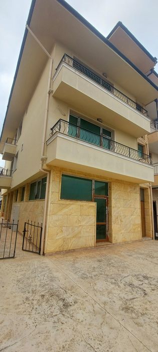 Продаваме двустайни апартаменти до ключ  в кв. Черно Море