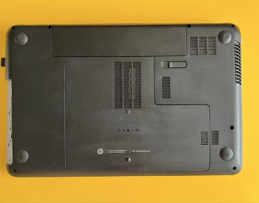 Продам ноутбук на запчасти