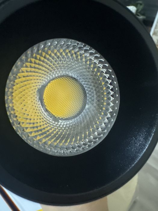 Трековые лампочки