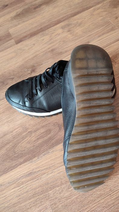 Обувь ,туфли кроссовки