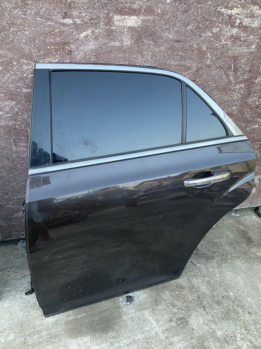 Portiera Spate St/Dr Lancia Thema Chrysler C300 Pret 1000 lei buc