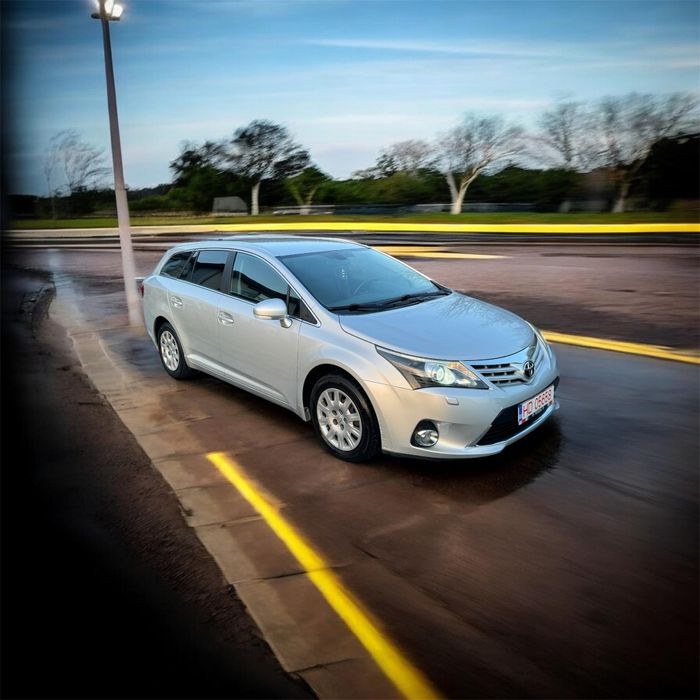 Toyota Avensis Exclusive