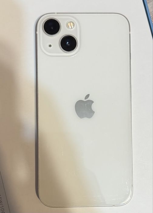 Продам Iphone 13