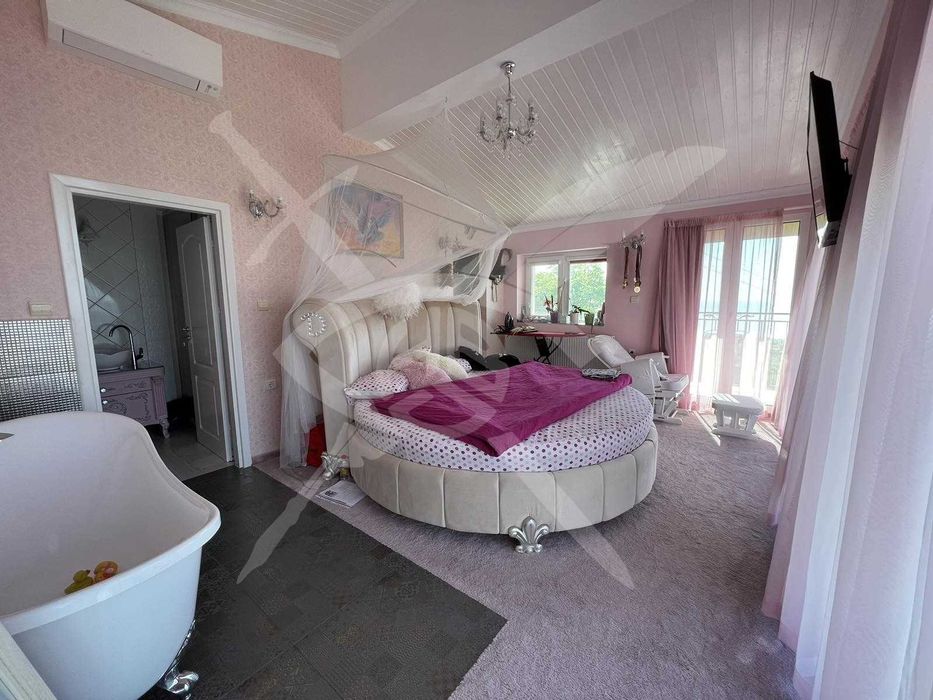 Продава се Къща в Варна, м-т Акчелар - 150 кв.м за 3000 €/кв.м - Снимка #4