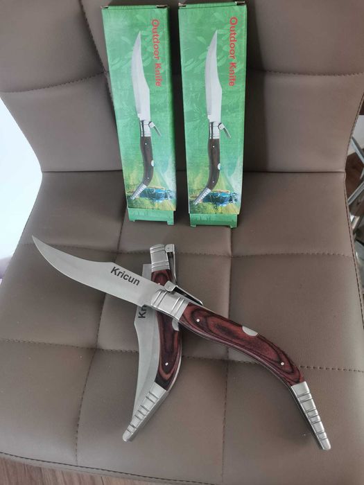Criket 38cm Briceag Spaniol ( mâner lemn , Nou in cutie )