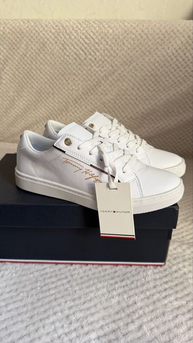 Кеды белые от Tommy Hilfiger