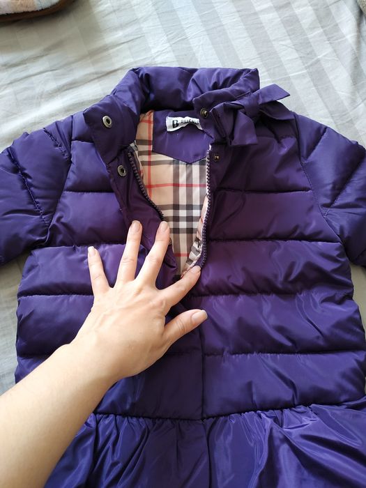 Продам куртку на девочку на весну-осень.