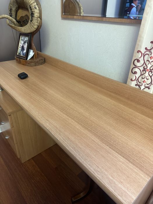 Продам спальный гарнитур