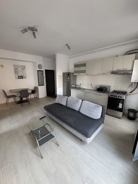 Apartament 2 camere semidecomandat str. Borhanciului nr.50