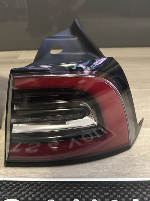 Стопове стоп Tesla 3 / Y Тесла 3 / У Европейски