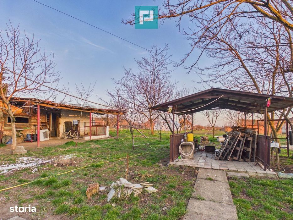 Casă din 2 corpuri cu 5 camere în  Lőkösháza