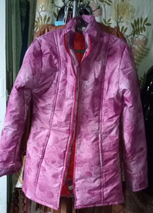 Kurtka (padróstik qizlar uchun)