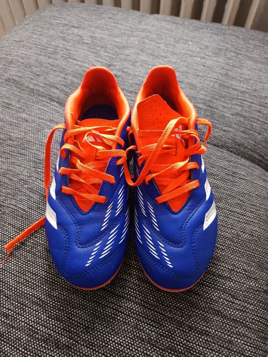 Ghete de fotbal adidas mărimea 38