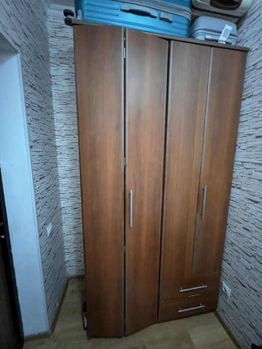Продается шкаф б/у