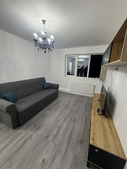 Vand Apartament 2 Camere  Sector 5 Mobilat si Utilat
