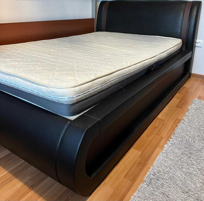 Pat cu saltea, somiera si spatiu de depozitare
