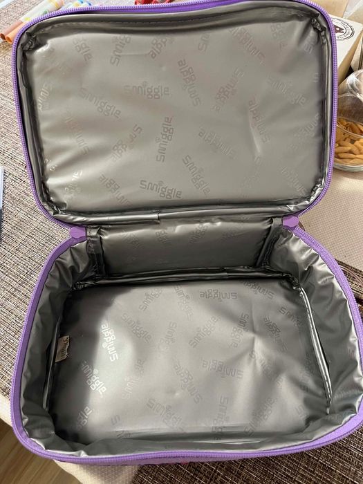 Кутия за храна Smiggle