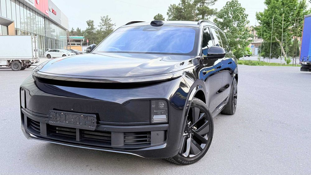 Lixiang L9 2024 кроссовер