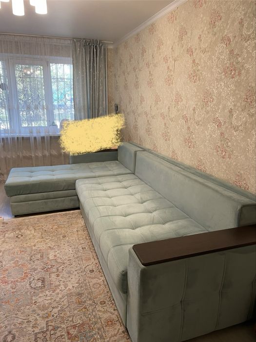 Продается Диван в хорошем состоянии