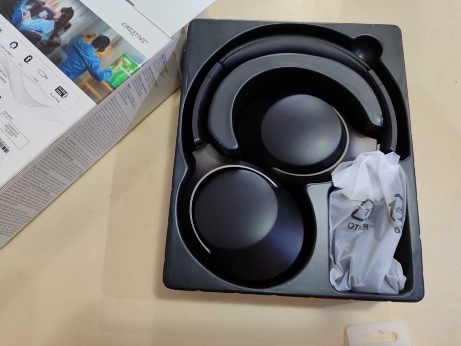 Creative Zen Hybrid SXFI,Слушалки,Bluetooth, до 70 часа,Черен/Бял