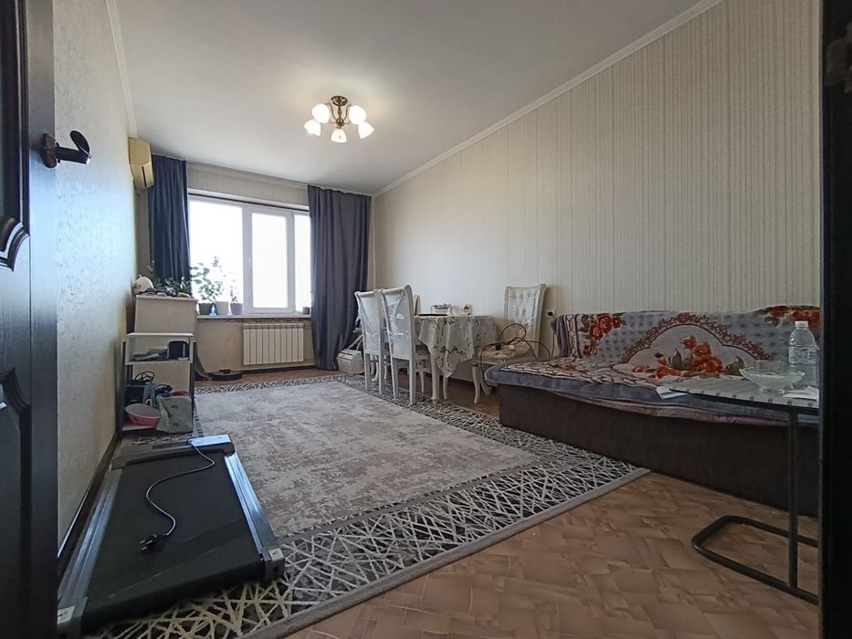 Продам 2 ком 11 мкр