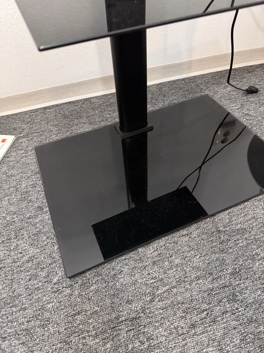 Stand TV de Podea, pentru LED/LCD/Smart TV, Max 60kg, VESA 600x400