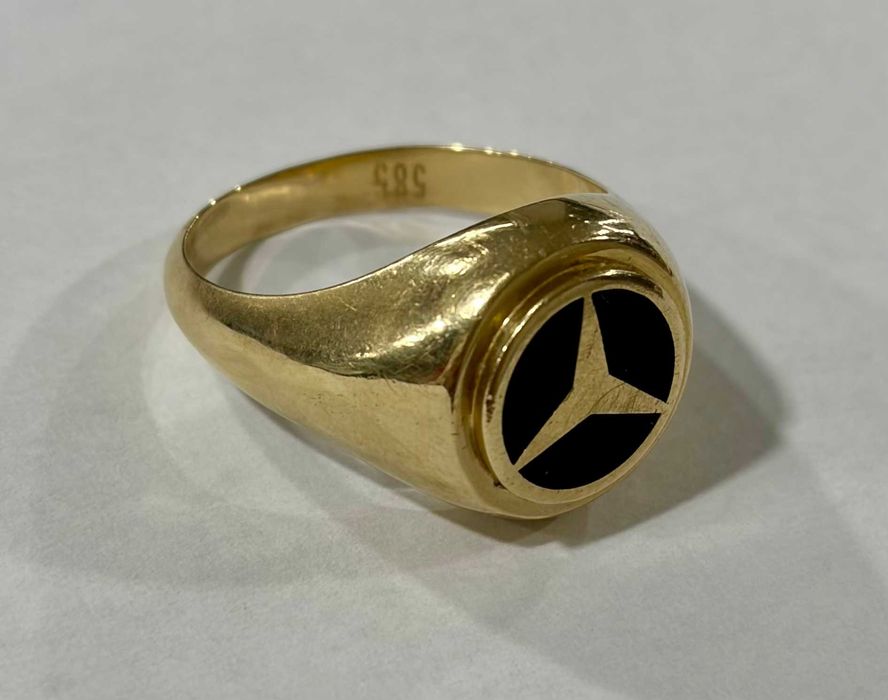 Златен пръстен 7.1 грама 14 карата проба 585