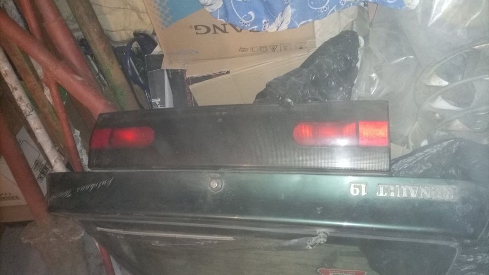 Заден капак за Рено 19