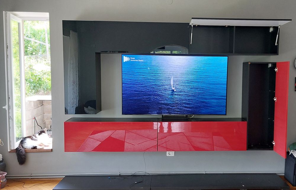 Vând mobila de sufragerie