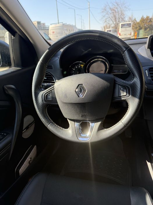RENAULT Megane 2014 — imagine 3
