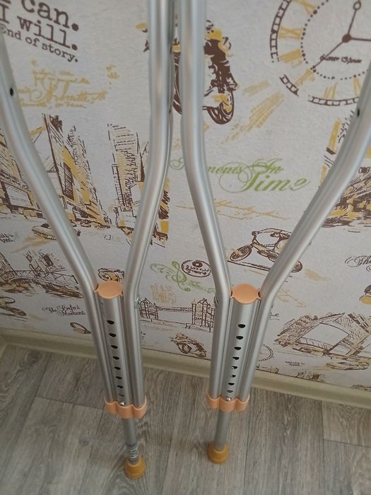 Костыли хорошие,удобные