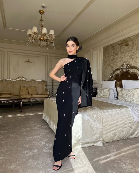 Двойка , 42 размер ( б/у одевали 1 раз )