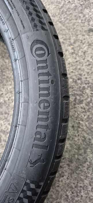 4 anvelope iarna,fata Continental 225/40/18,spate Toyo  245/35/18.