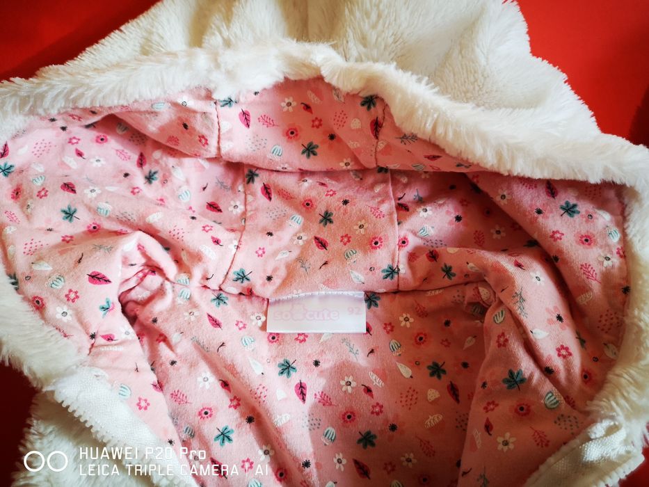 Дрехи за момичета близнаци