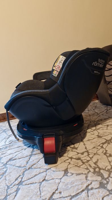 Scaun auto Britax Romer Dual Fix M I-size