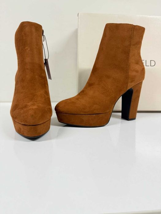 Anna Field High heeled