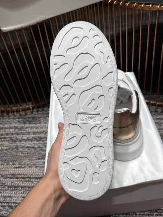 Alexander McQueen White/Gold Дамски Обувки 38EUR + Кутия