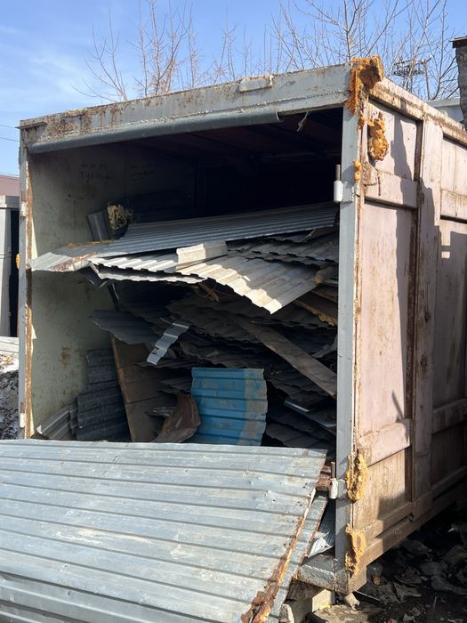 Продаються контейнеры