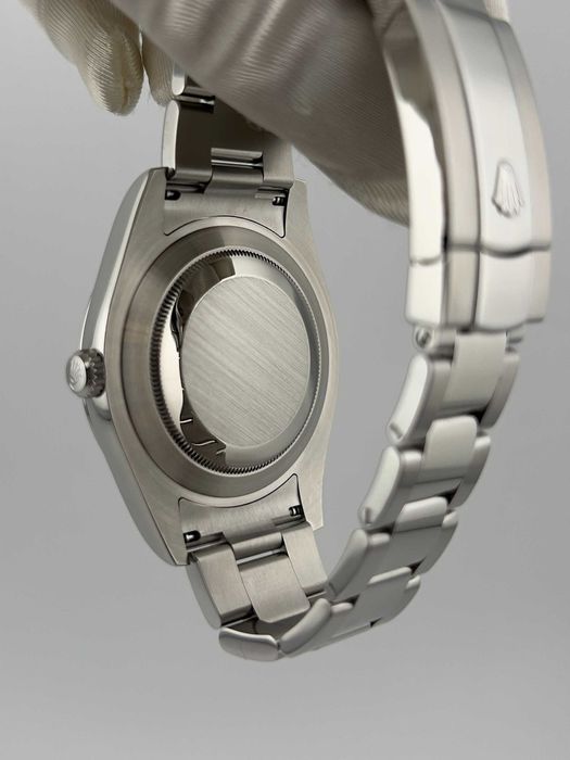 Наручные часы Rolex Datejust 116300