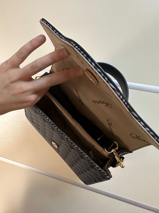 Дамска чанта с дълга дръжка