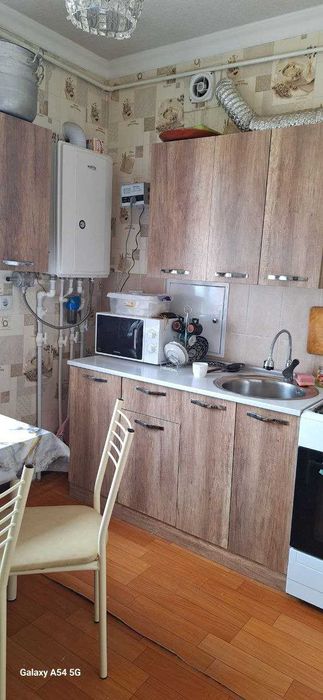 Продаётся 3-комнатная квартира от собственника (SROCHNO)