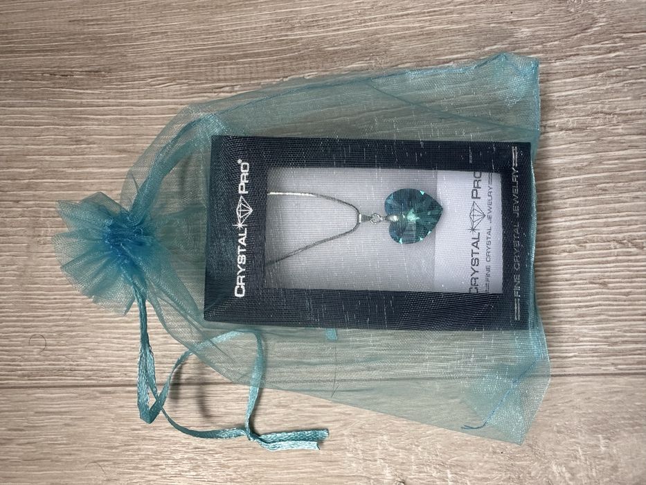 Ново Колие с камък