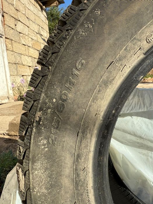Продам зимние шины