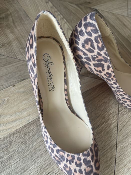 Дамски обувки на ток леопардови
