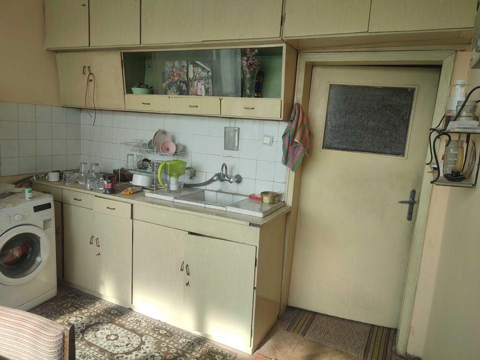 Тристаен тухлен апартамент