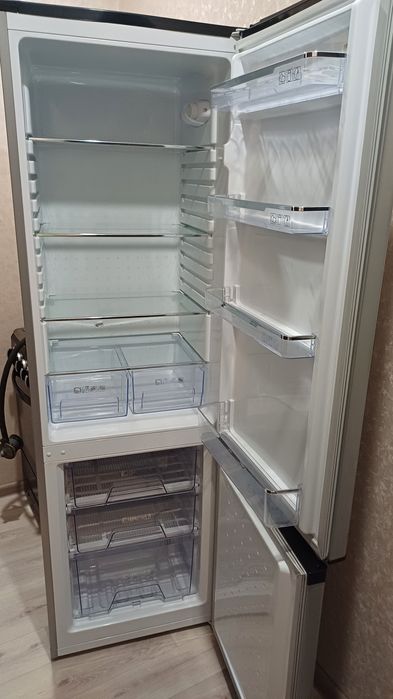 Холодильник  с горантией