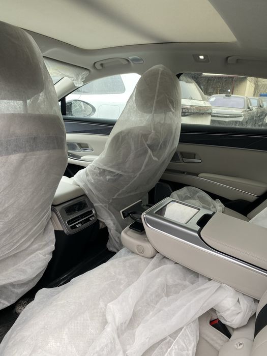 Byd Han L 2 Pozitsiya 701km