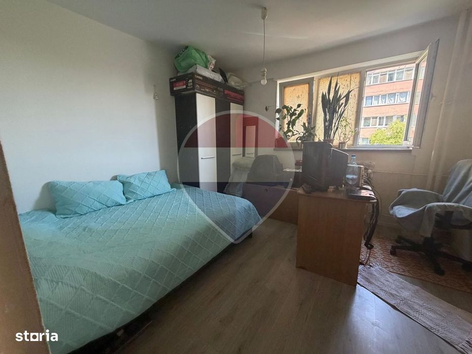 Vanzare apartament 3 camere zona Auchan Vitan