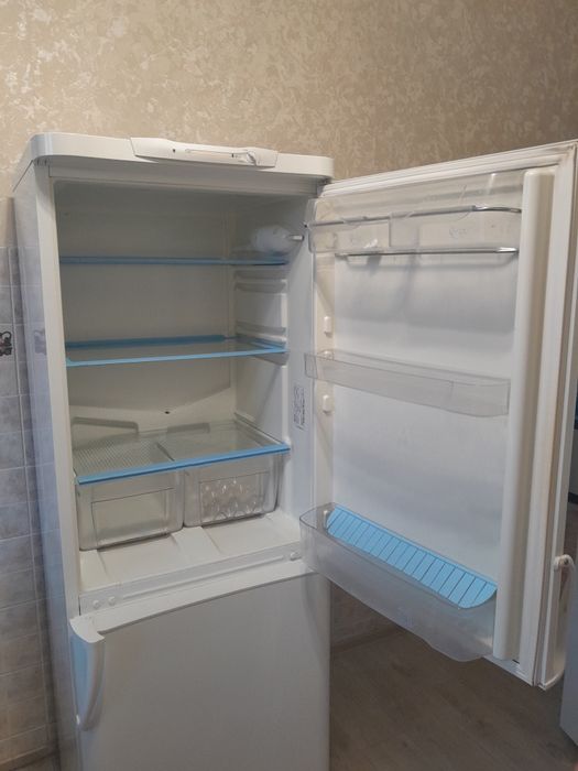 Холодильник Индезит